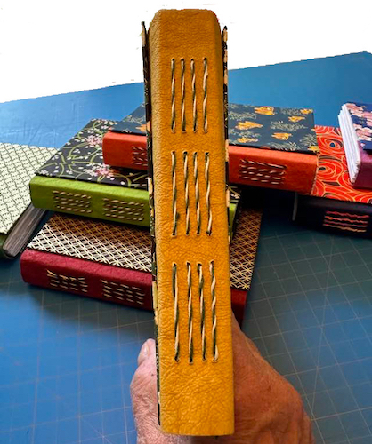Event image BOOKBINDING - BARBER POLE